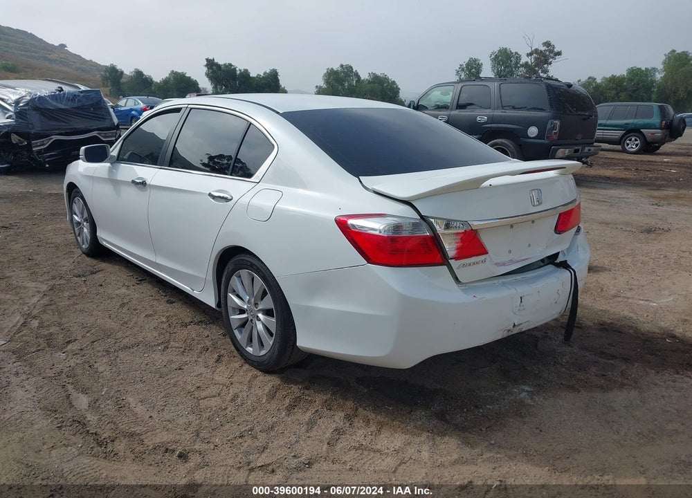 2013 HONDA ACCORD EX VIN: 1HGCR2F72DA027740