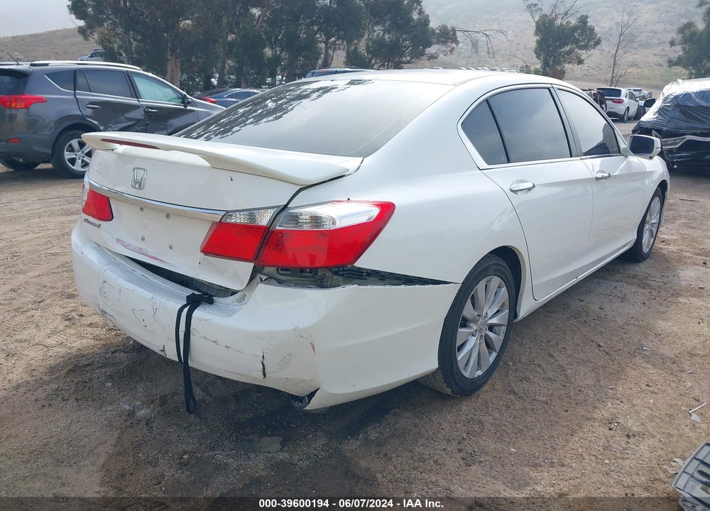 2013 HONDA ACCORD EX VIN: 1HGCR2F72DA027740