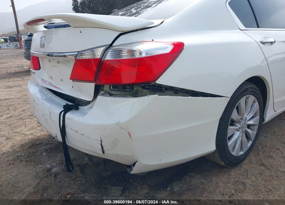 2013 HONDA ACCORD EX VIN: 1HGCR2F72DA027740
