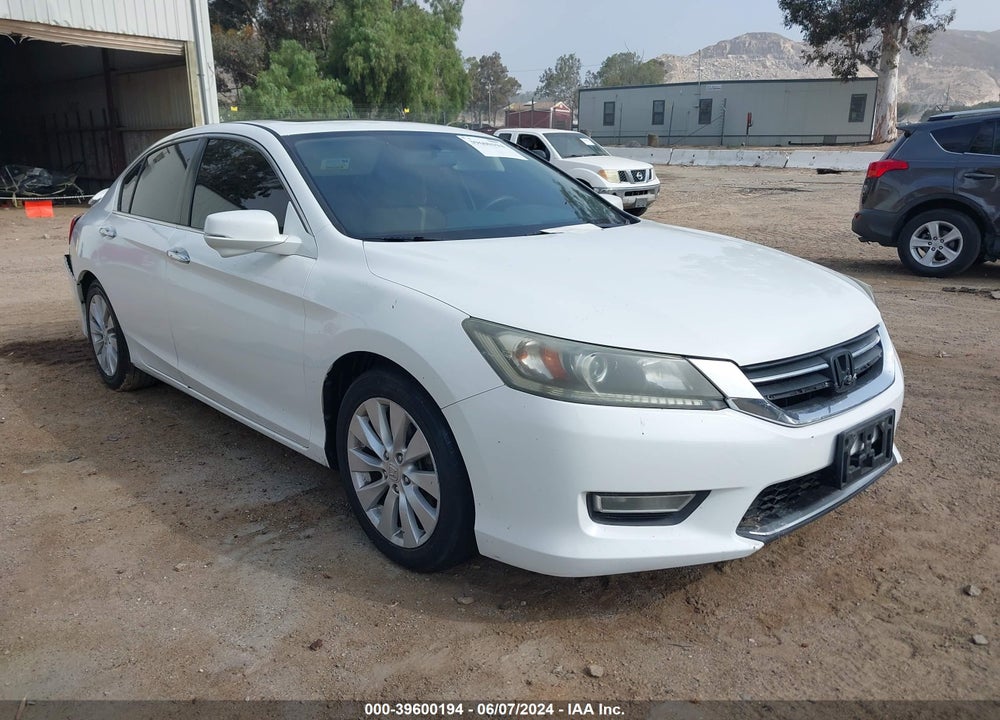 2013 HONDA ACCORD EX VIN: 1HGCR2F72DA027740