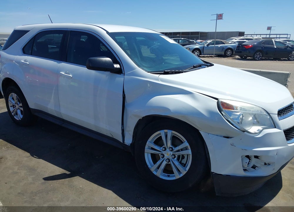 2015 CHEVROLET EQUINOX LS VIN: 1GNALAEK5FZ124384
