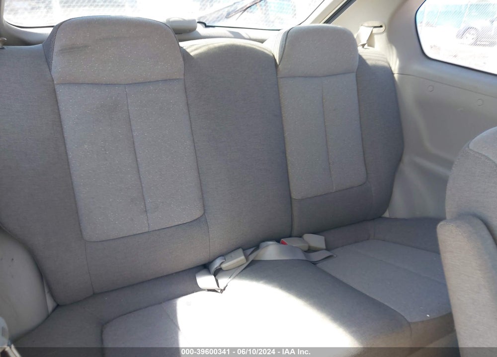 2001 HYUNDAI ACCENT VIN: KMHCG35CX1U154797