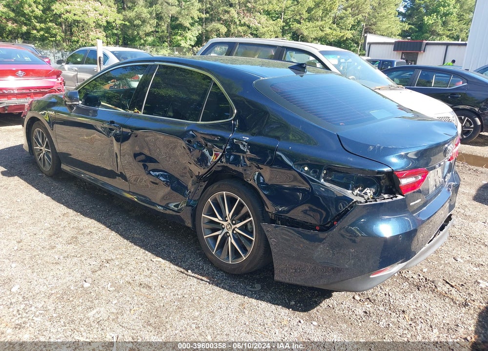 2021 TOYOTA CAMRY XLE HYBRID VIN: 4T1F31AK3MU547653