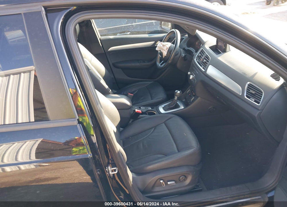 2018 AUDI Q3 2.0T PREMIUM/2.0T SPORT PREMIUM VIN: WA1BCCFS0JR002333