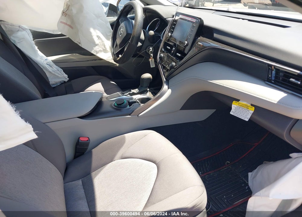 2024 TOYOTA CAMRY LE VIN: 4T1C11AK0RU894177