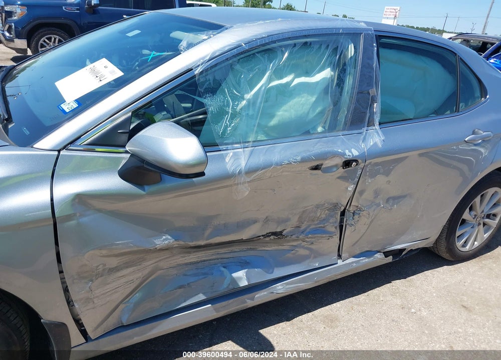 2024 TOYOTA CAMRY LE VIN: 4T1C11AK0RU894177