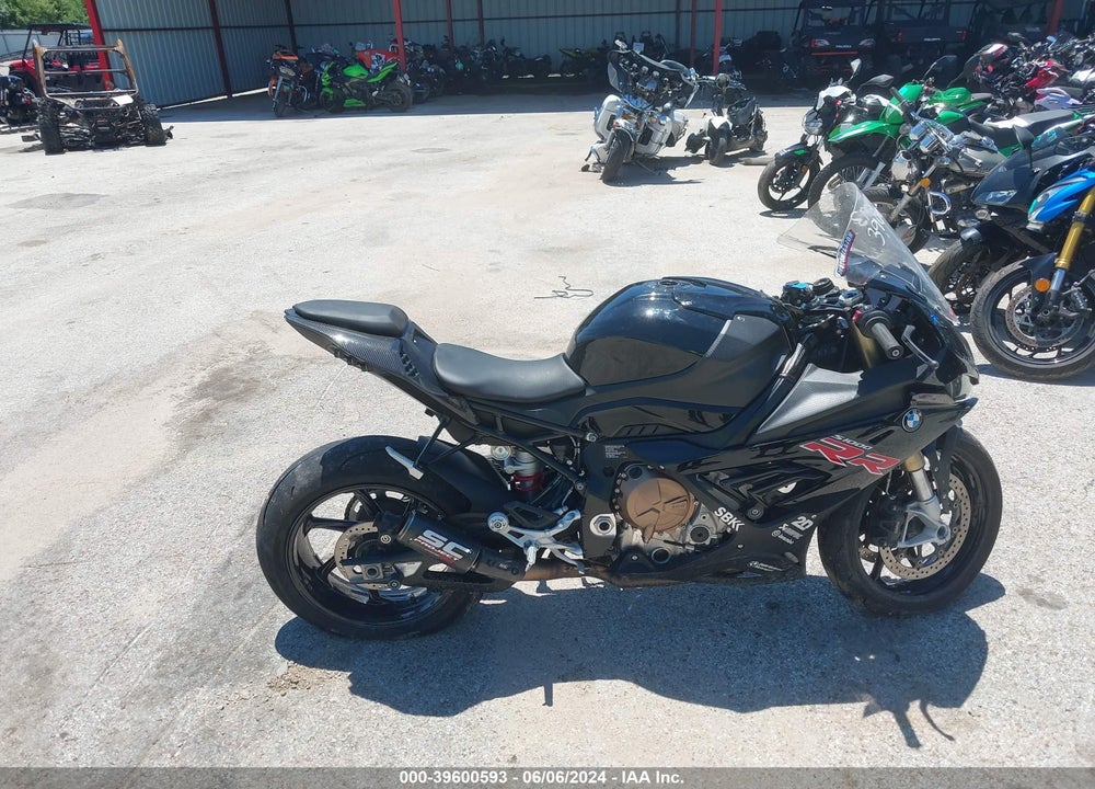 2022 BMW S 1000 RR VIN: WB10E230XN6F32515