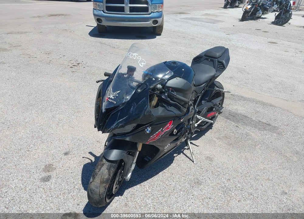 2022 BMW S 1000 RR VIN: WB10E230XN6F32515