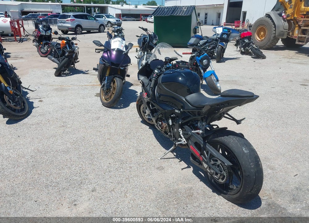 2022 BMW S 1000 RR VIN: WB10E230XN6F32515