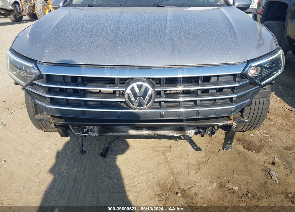 2019 VOLKSWAGEN JETTA 1.4T SEL PREMIUM VIN: 3VWG57BU1KM245976