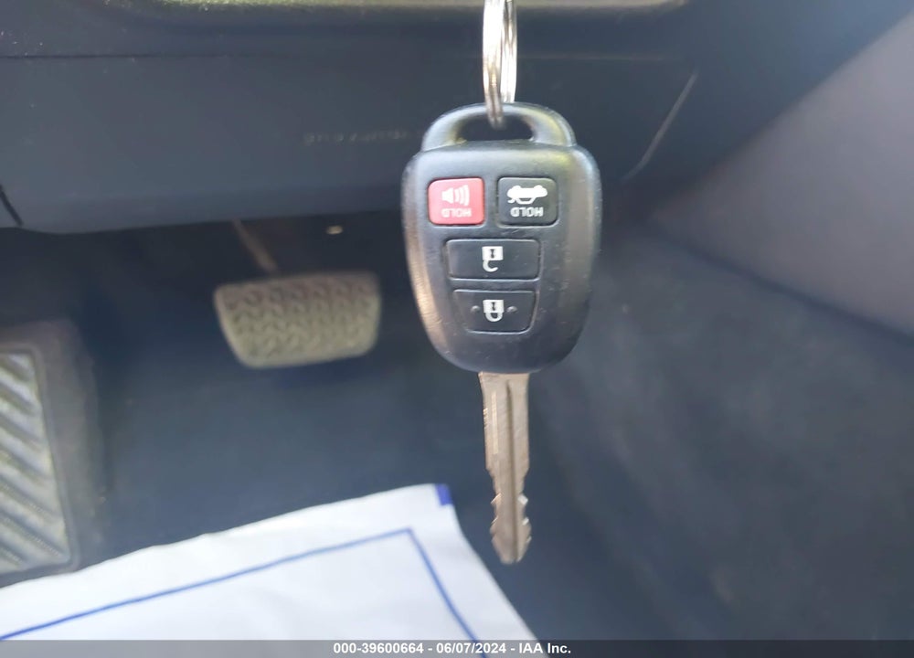 2017 TOYOTA CAMRY SE VIN: 4T1BF1FK9HU767089