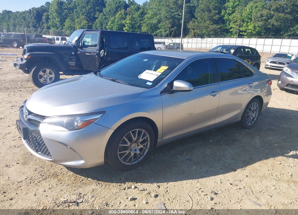 2017 TOYOTA CAMRY SE VIN: 4T1BF1FK9HU767089