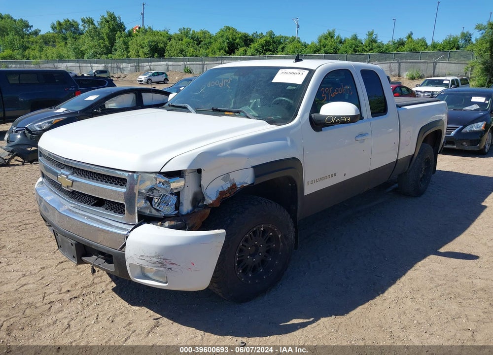 2007 CHEVROLET SILVERADO 1500 LTZ VIN: 1GCEK19097Z607898