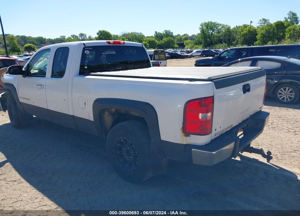2007 CHEVROLET SILVERADO 1500 LTZ VIN: 1GCEK19097Z607898