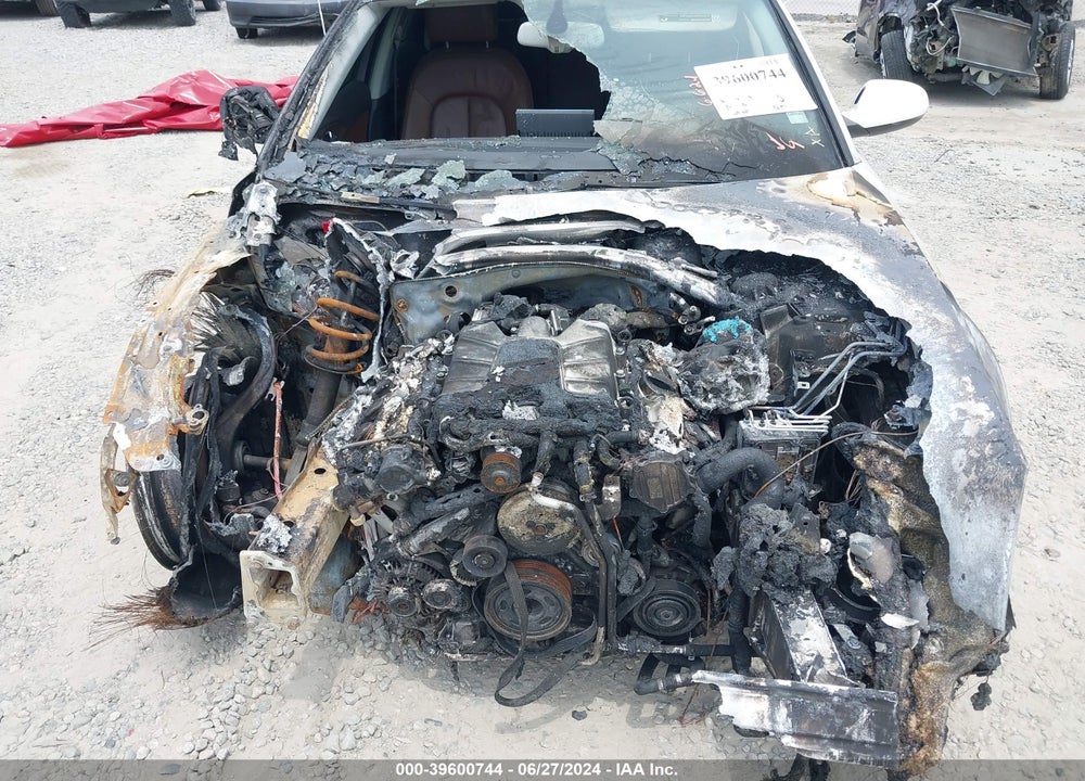2012 AUDI A6 VIN: WAUGGAFC3CN056634