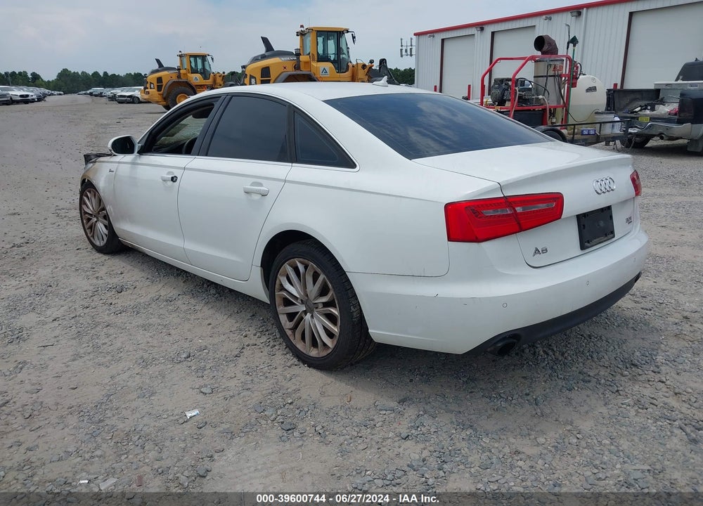 2012 AUDI A6 VIN: WAUGGAFC3CN056634