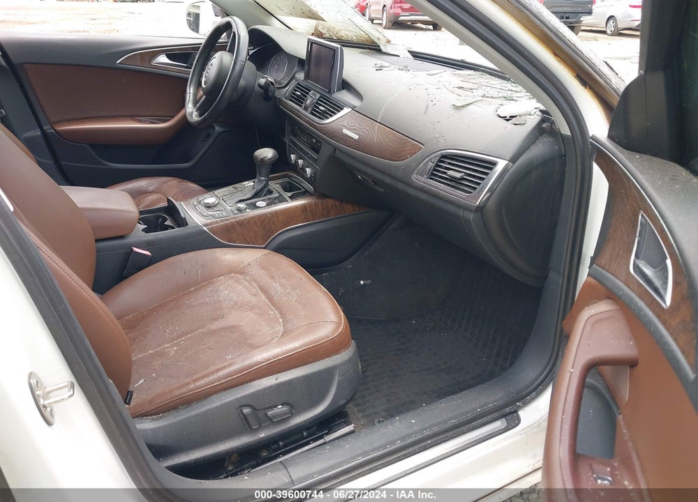 2012 AUDI A6 VIN: WAUGGAFC3CN056634