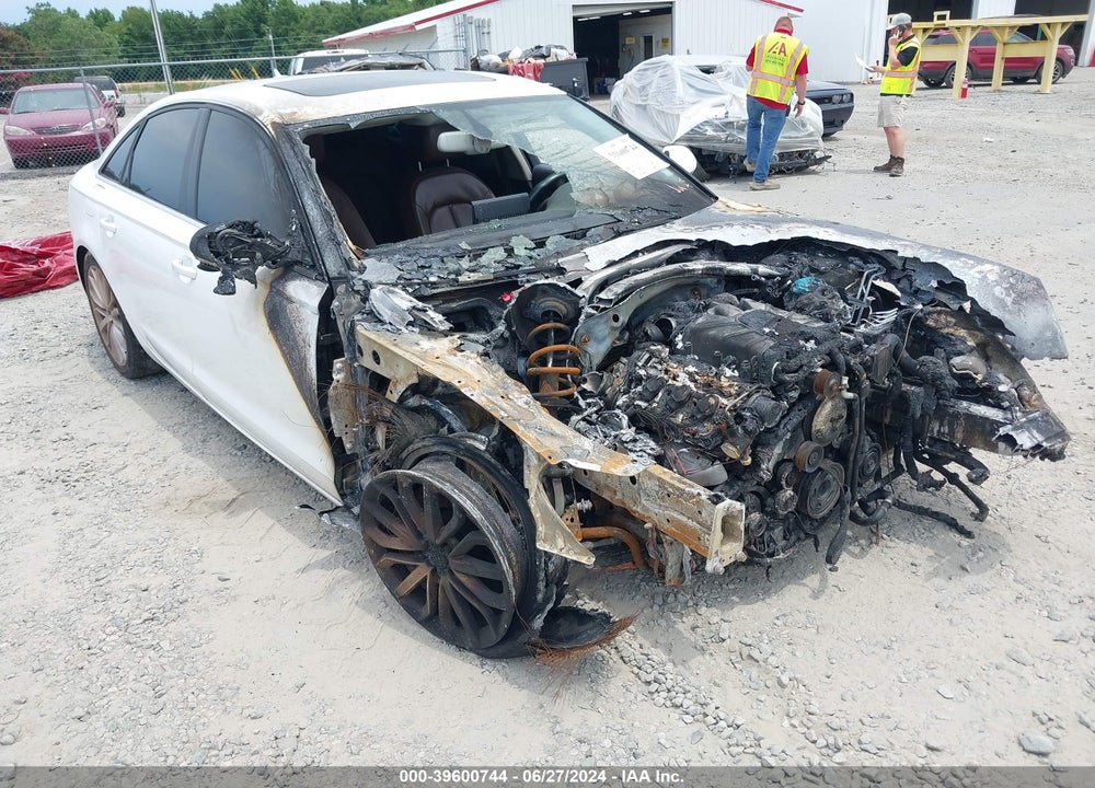 2012 AUDI A6 VIN: WAUGGAFC3CN056634