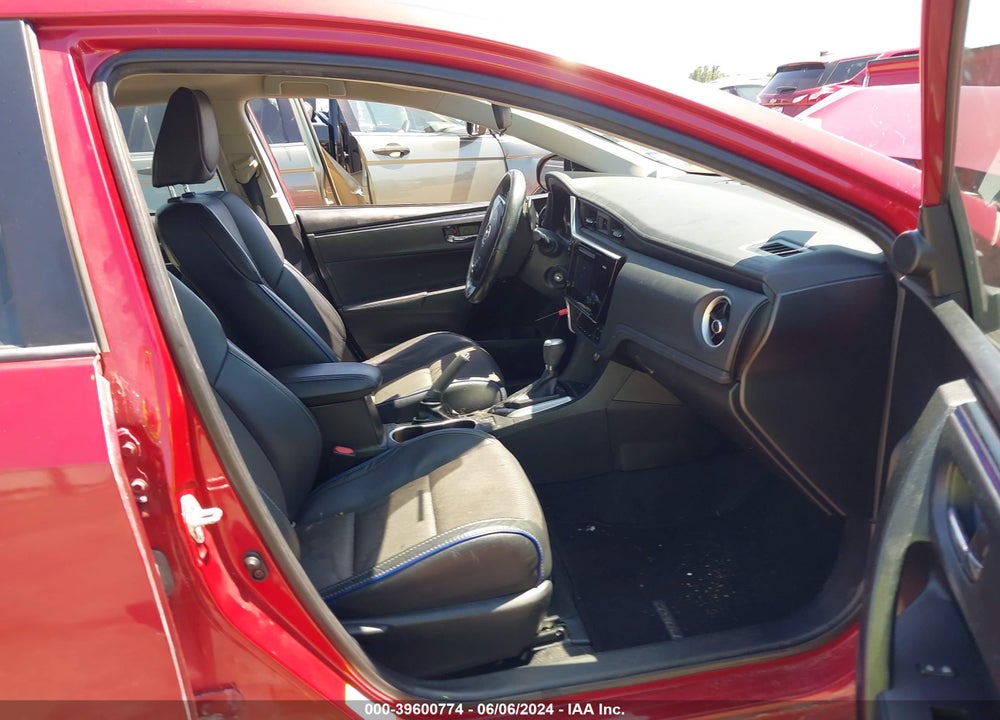2017 TOYOTA COROLLA SE VIN: 5YFBURHE6HP692204
