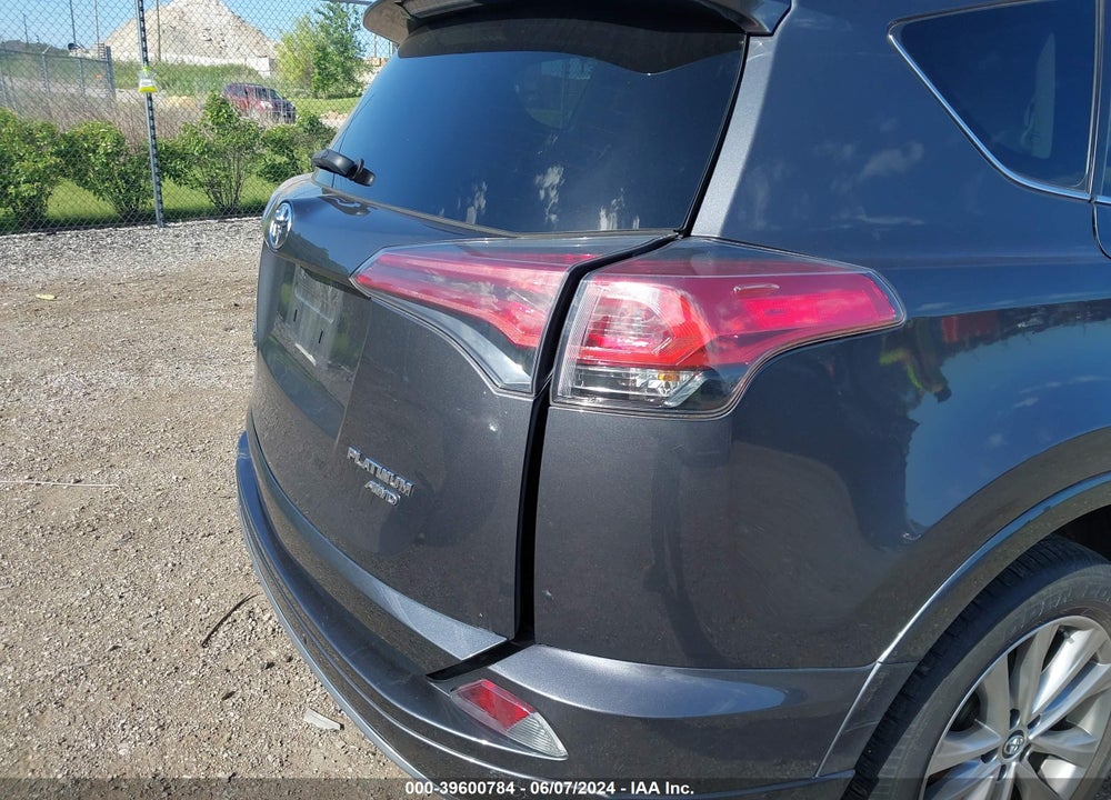 2017 TOYOTA RAV4 PLATINUM VIN: 2T3DFREV6HW566986