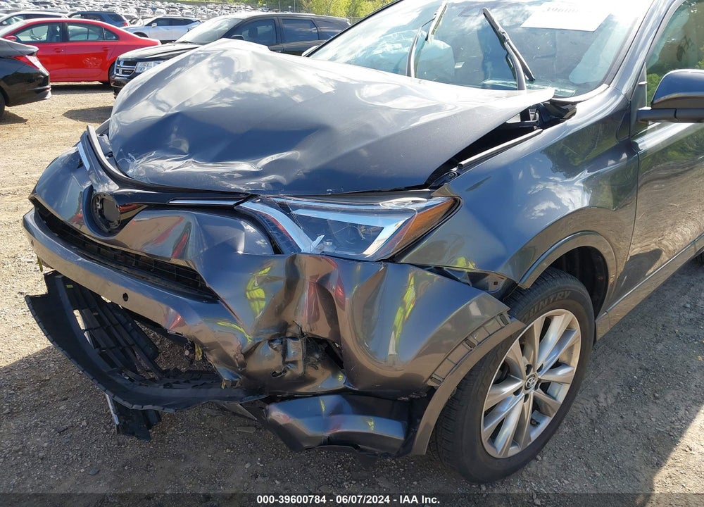 2017 TOYOTA RAV4 PLATINUM VIN: 2T3DFREV6HW566986