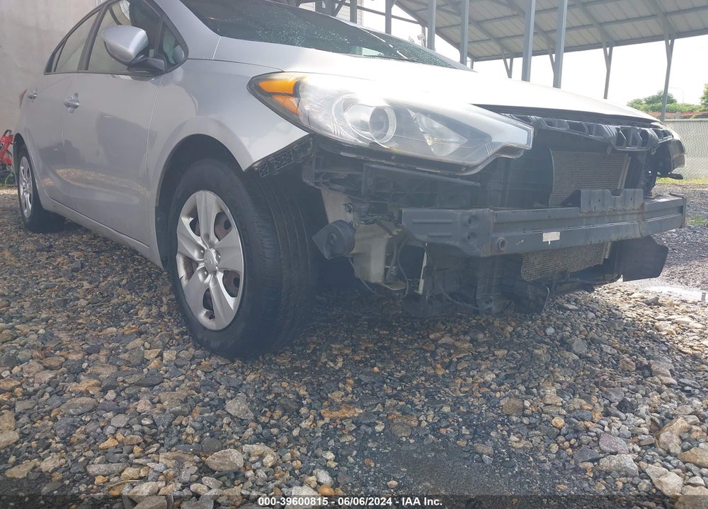 2016 KIA FORTE LX VIN: KNAFK4A63G5569210