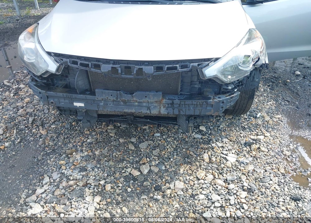2016 KIA FORTE LX VIN: KNAFK4A63G5569210