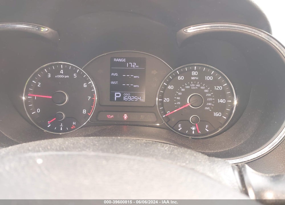 2016 KIA FORTE LX VIN: KNAFK4A63G5569210