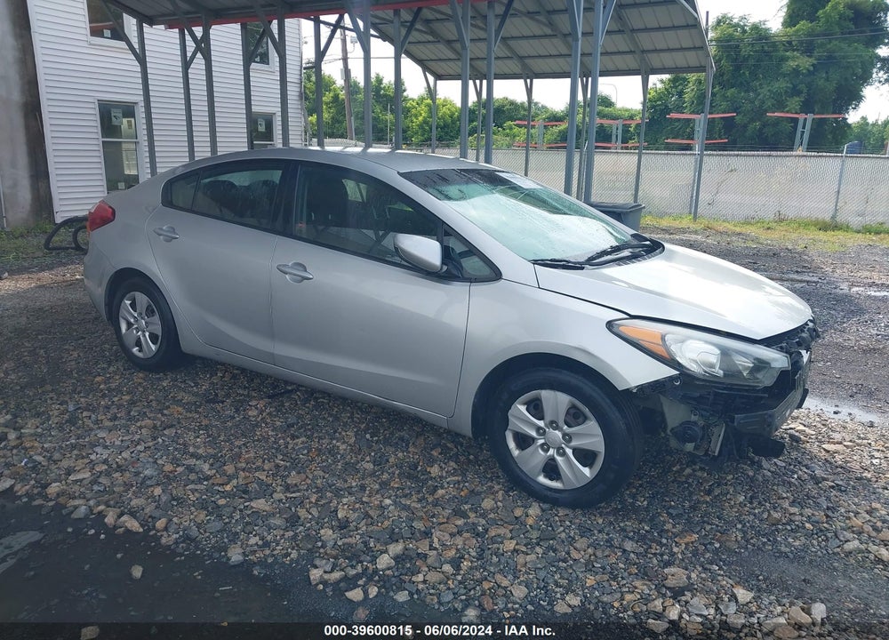 2016 KIA FORTE LX VIN: KNAFK4A63G5569210