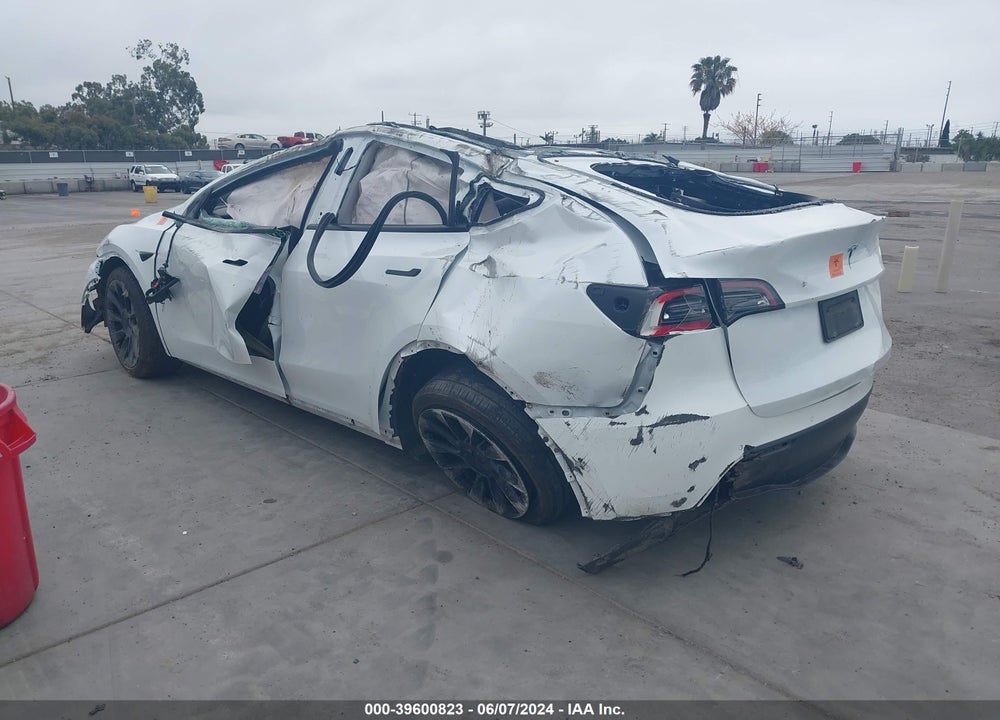2021 TESLA MODEL Y STANDARD RANGE REAR-WHEEL DRIVE VIN: 5YJYGDED3MF107116