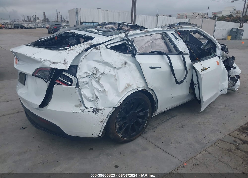 2021 TESLA MODEL Y STANDARD RANGE REAR-WHEEL DRIVE VIN: 5YJYGDED3MF107116