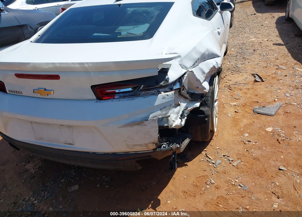 2017 CHEVROLET CAMARO 1LT VIN: 1G1FA1RX2H0134476