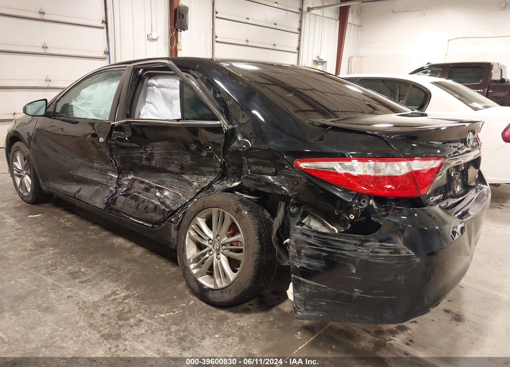 2017 TOYOTA CAMRY SE VIN: 4T1BF1FK5HU651887