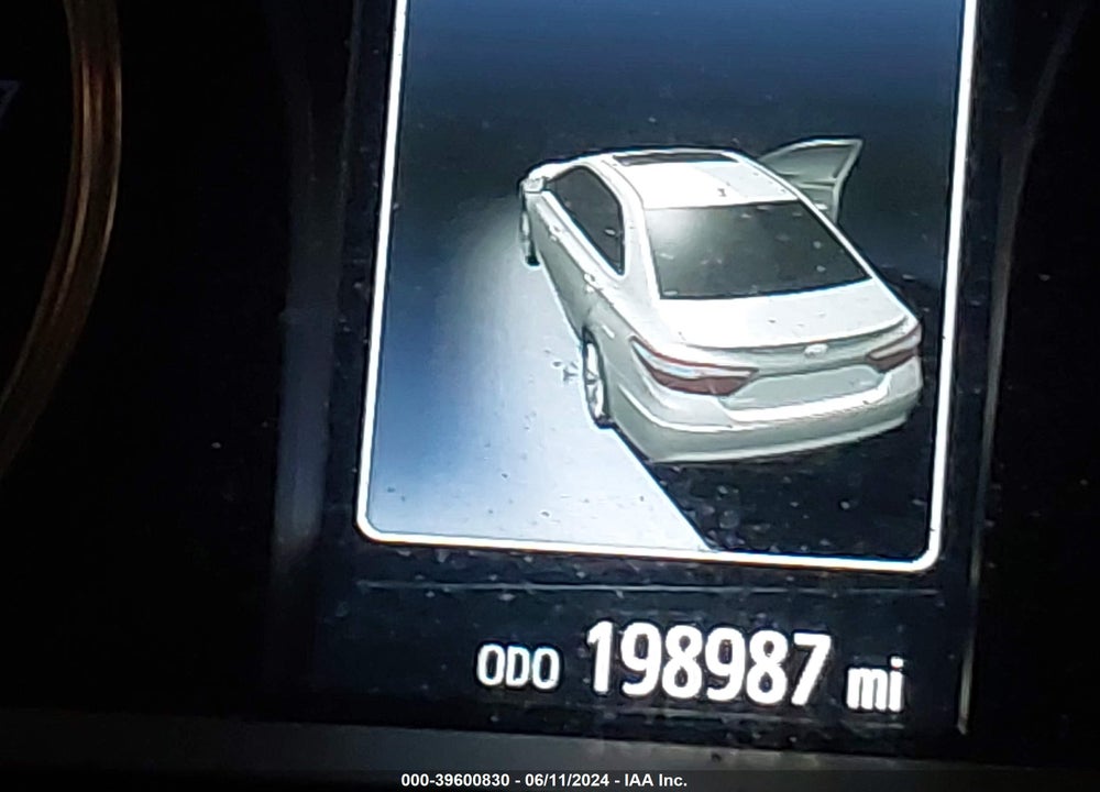 2017 TOYOTA CAMRY SE VIN: 4T1BF1FK5HU651887
