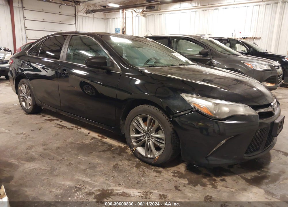 2017 TOYOTA CAMRY SE VIN: 4T1BF1FK5HU651887