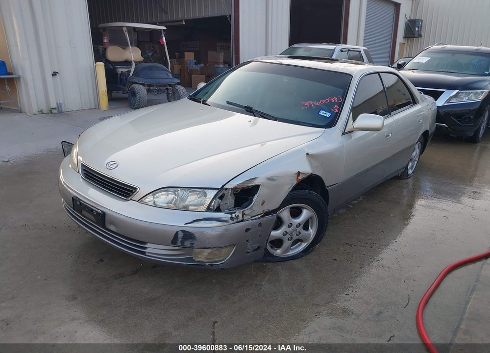 1998 LEXUS ES 300 VIN: JT8BF28G8W0144066