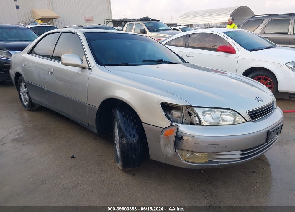 1998 LEXUS ES 300 VIN: JT8BF28G8W0144066