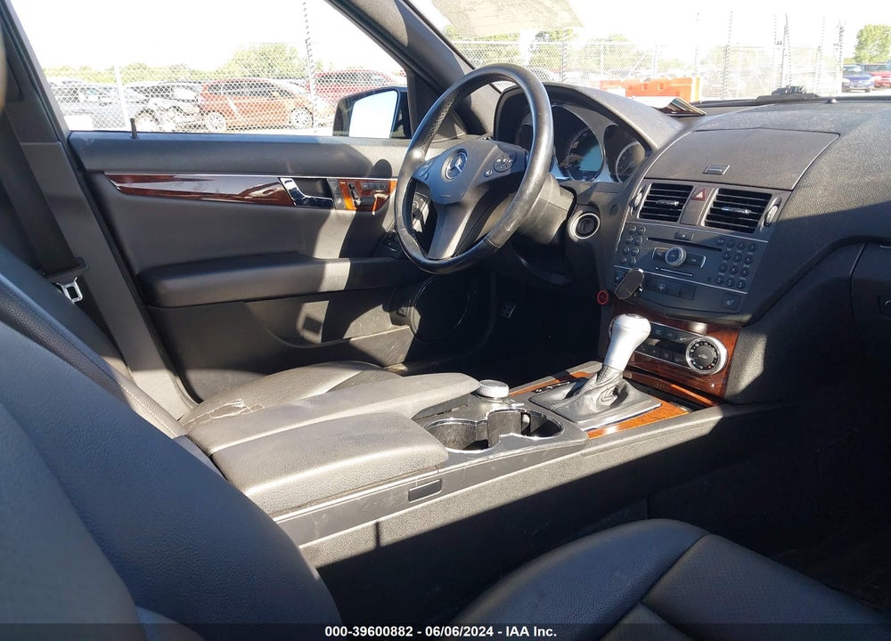 2011 MERCEDES-BENZ C 300 LUXURY 4MATIC/SPORT 4MATIC VIN: WDDGF8BB5BR173334