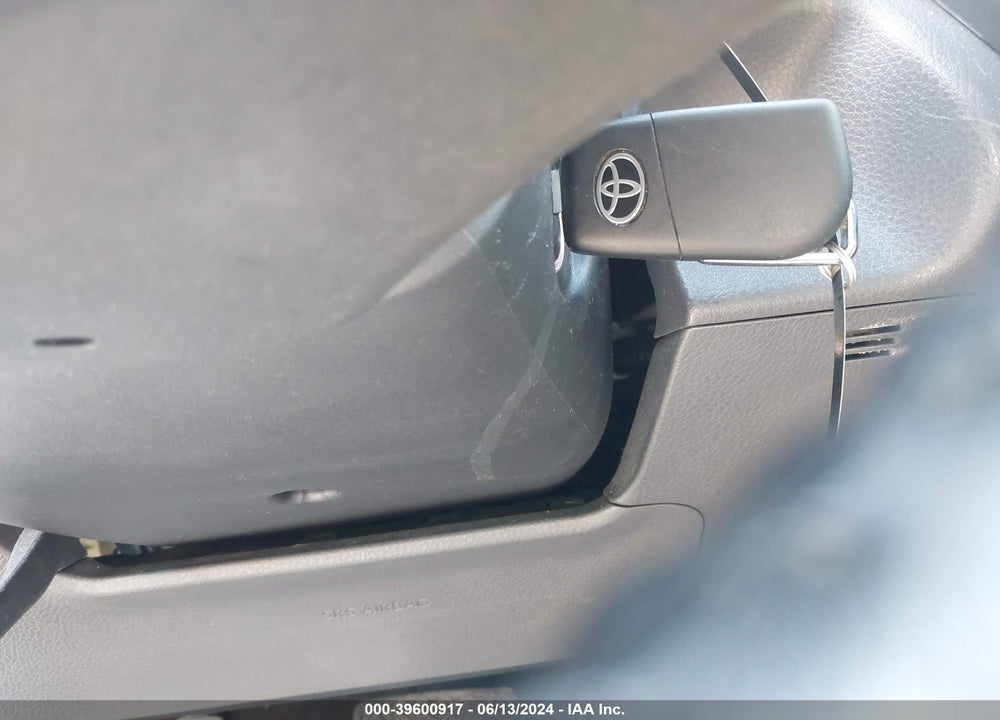 2022 TOYOTA CAMRY SE VIN: 4T1G11AK4NU658451