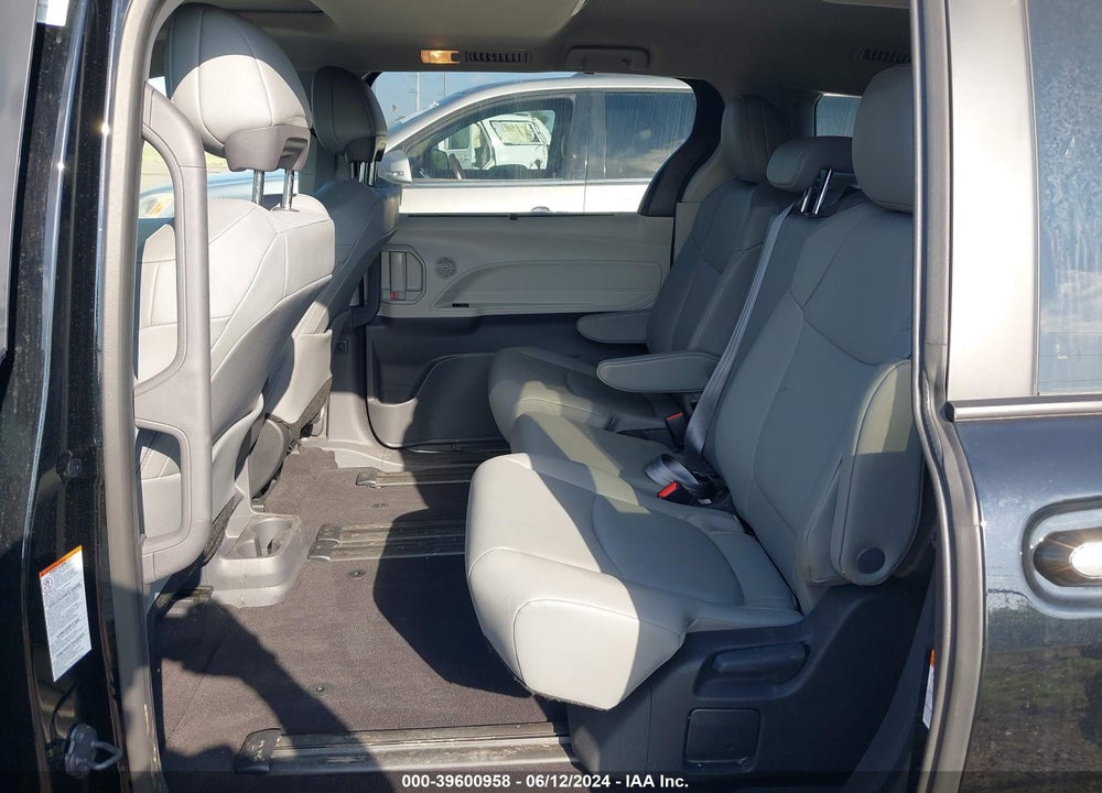 2023 TOYOTA SIENNA XLE VIN: 5TDJRKEC9PS175069