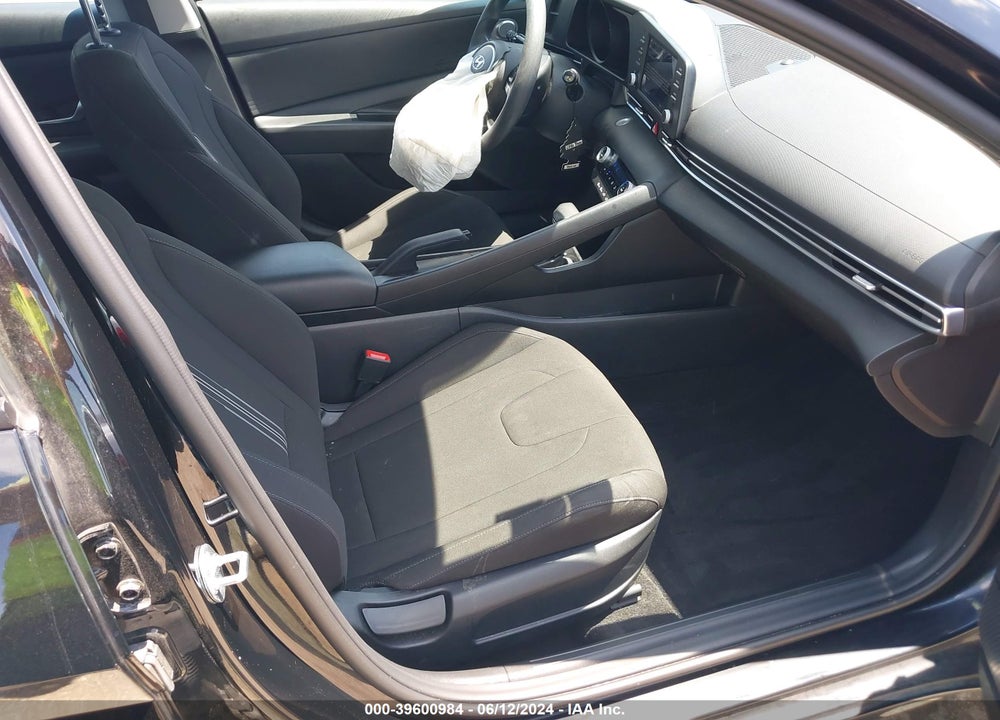 2023 HYUNDAI ELANTRA SEL VIN: KMHLM4AG2PU440773