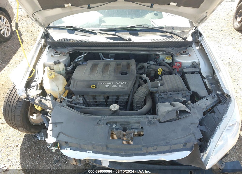 2012 CHRYSLER 200 LX VIN: 1C3CCBAB9CN281582