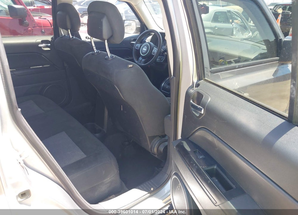 2016 JEEP PATRIOT SPORT VIN: 1C4NJPBB2GD813028