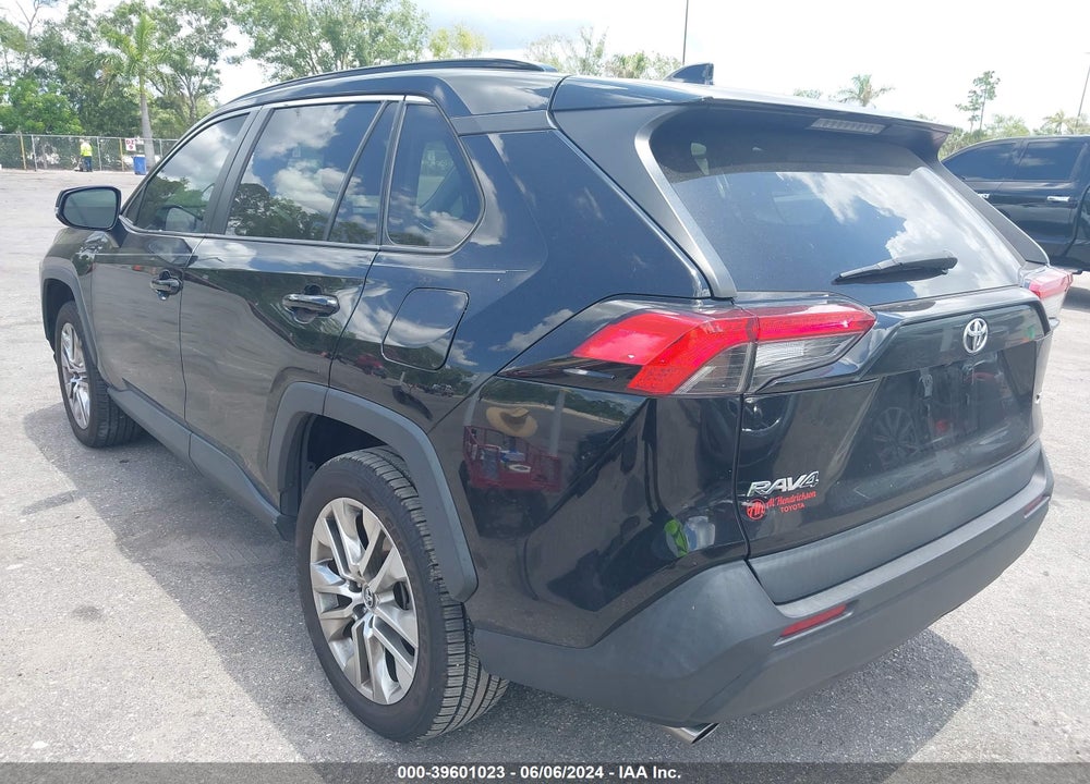 2020 TOYOTA RAV4 XLE PREMIUM VIN: 2T3C1RFV1LC071419