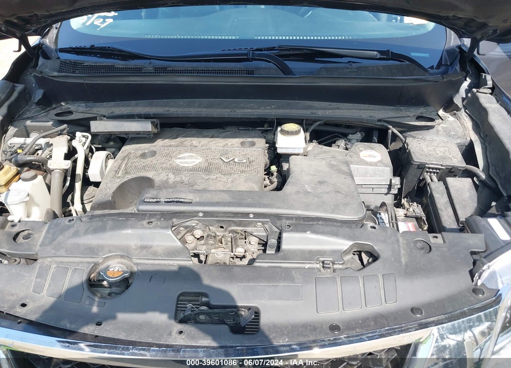 2014 NISSAN PATHFINDER SL VIN: 5N1AR2MN5EC663528