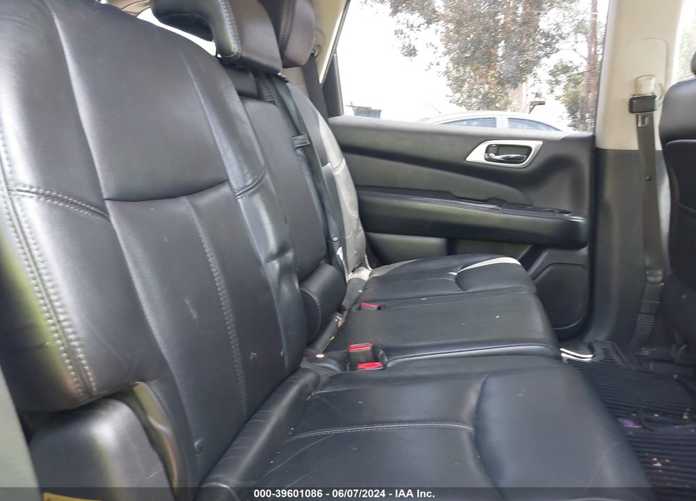 2014 NISSAN PATHFINDER SL VIN: 5N1AR2MN5EC663528