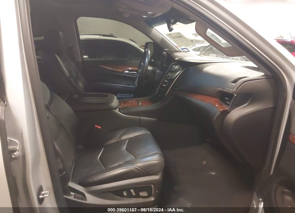 2016 CADILLAC ESCALADE LUXURY COLLECTION VIN: 1GYS4BKJ2GR227009