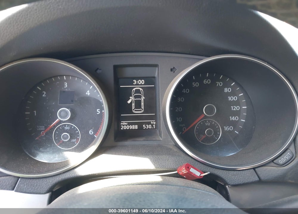 2011 VOLKSWAGEN GOLF TDI 4-DOOR VIN: WVWDM7AJ7BW055020