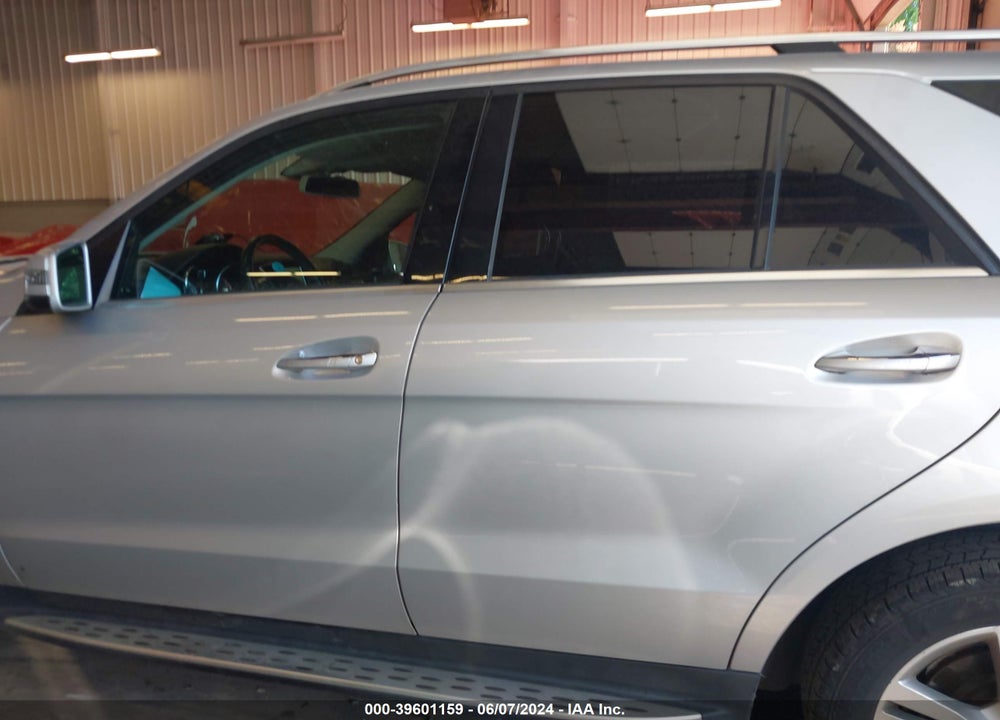 2015 MERCEDES-BENZ ML 350 4MATIC VIN: 4JGDA5HBXFA588831