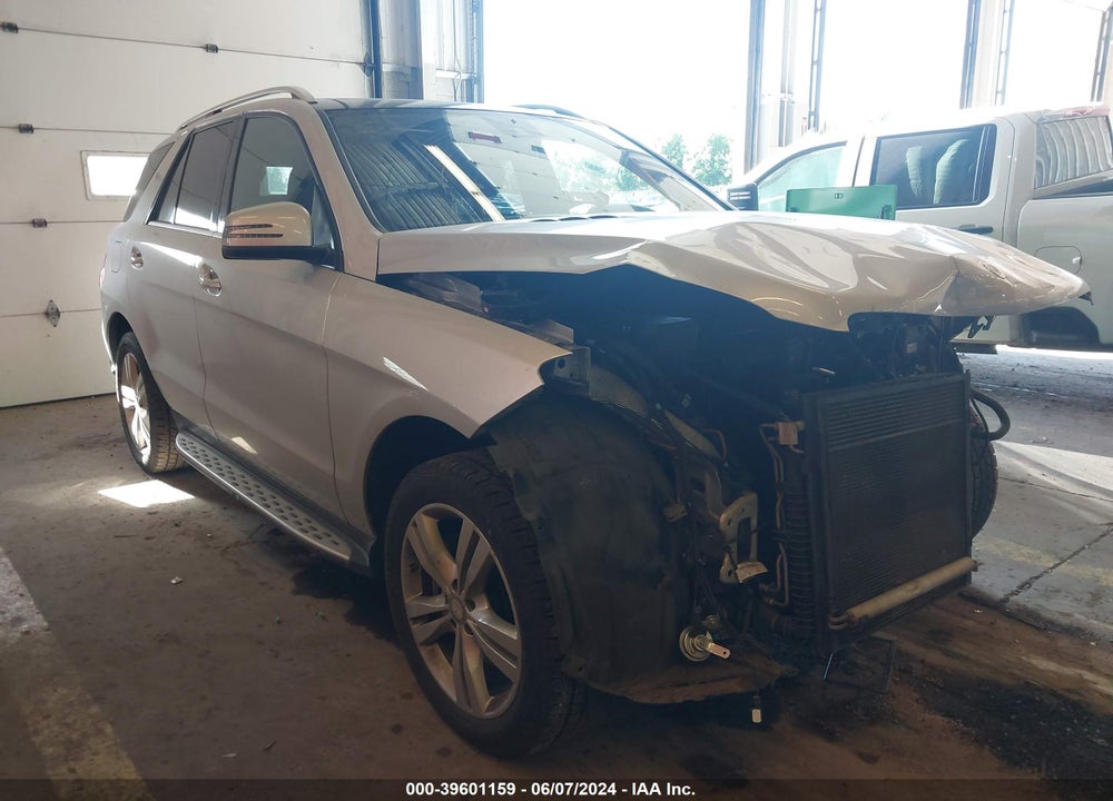 2015 MERCEDES-BENZ ML 350 4MATIC VIN: 4JGDA5HBXFA588831